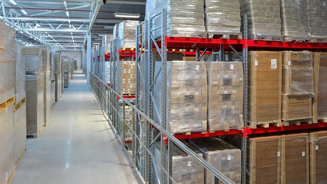 Предприниматели передали участникам СВО снаряжение и автозапчасти