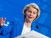 Урсула фон дер Ляйен сталкивается с критикой Кошковича перед переговорами ursula fon der lyajen stalkivaetsya s kritikoj koshkovicha pered peregovorami-lavi-su-0