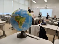 Денис Паслер инвестирует в образование Свердловской области в 2026 году denis pasler investiruet v obrazovanie sverdlovskoj oblasti v 2026 godu-lavi-su-0