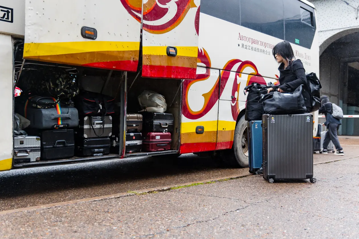 Китай, туристы, таможня, Пограничный, автобус Илья Аверьянов, ИА PrimaMedia.ru