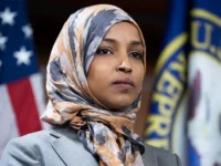 Ильхан Омар в Миннеаполисе: несмотря на инцидент, работа продолжается ilhan omar v minneapolise nesmotrya na inczident rabota prodolzhaetsya-lavi-su-0