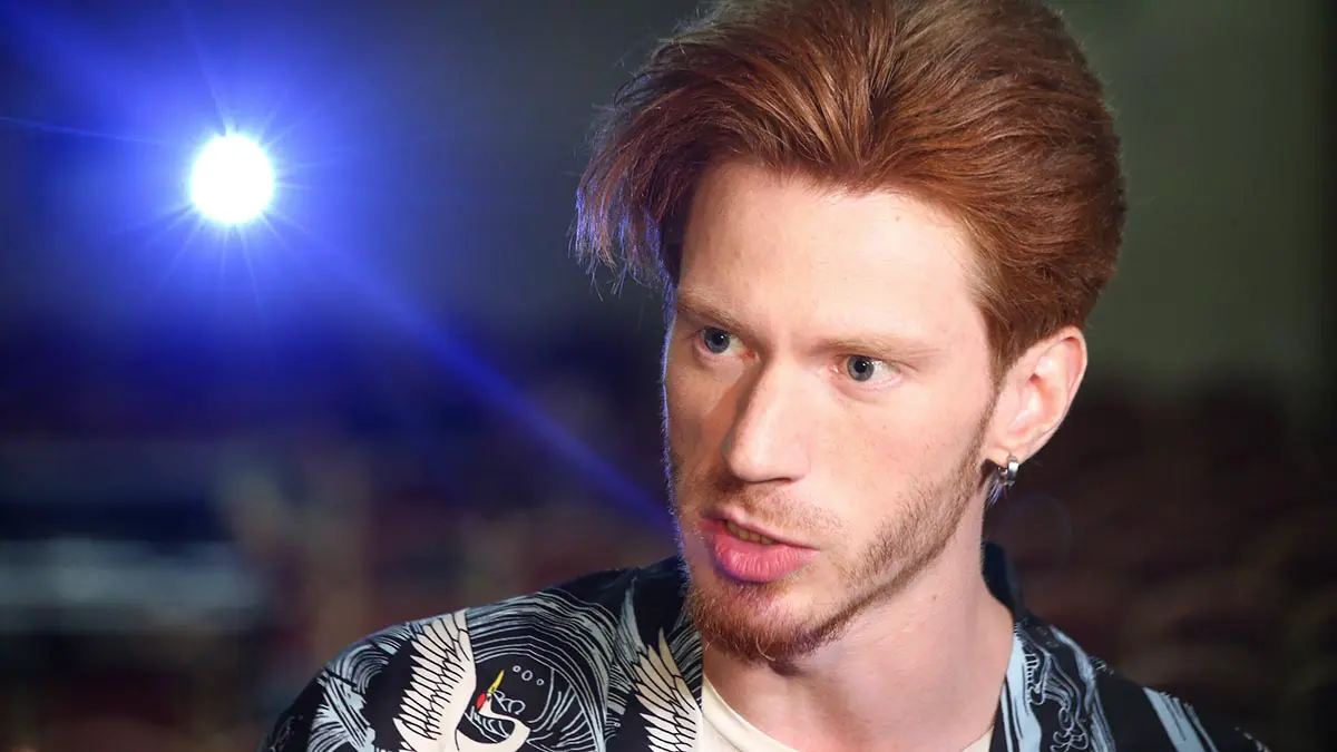 Внук Пугачевой пожаловался на неудобства перелетов в бизнес-классе