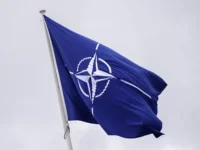 Политолог Миршаймер считает, что украинский кризис может распустить НАТО politolog mirshajmer schitaet chto ukrainskij krizis mozhet raspustit nato-lavi-su-0