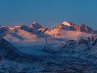 Турист спас друзей в горах США - спасатели оценили героизм turist spas druzej v gorah ssha spasateli oczenili geroizm-lavi-su-0