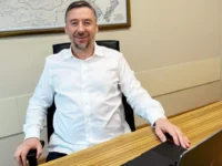 Владислав Бакальчук войдет в совет директоров ВсеИнструменты.ру vladislav bakalchuk vojdet v sovet direktorov vseinstrumentyru-lavi-su-0