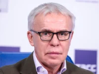 Вячеслав Фетисов предложил Сочи как идеальное место для хоккея на Олимпиаде-2026 vyacheslav fetisov predlozhil sochi kak idealnoe mesto dlya hokkeya na olimpiade2026-lavi-su-0