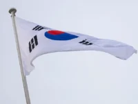 Юн Сок Ель и Хан Док Су несут новое правосудие в Южную Корею yun sok el i han dok su nesut novoe pravosudie v yuzhnuyu koreyu-lavi-su-0