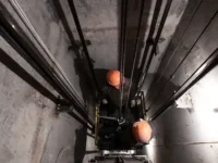 1 февраля – День лифтового хозяйства, хиджаба и другие важные даты 1 fevralya den liftovogo hozyajstva hidzhaba i drugie vazhnye daty-lavi-su-0