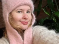 anna czukanovakott siyaet estestvennoj krasotoj v novom poste-lavi-su-0