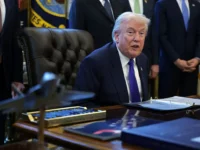 Дональд Трамп уверен США лидируют в крипто гонке благодаря политике donald tramp uveren ssha lidiruyut v kripto gonke blagodarya politike-lavi-su-0