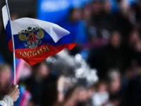 Евгений Бурденюк поделился олимпийским опытом с флагом России evgenij burdenyuk podelilsya olimpijskim opytom s flagom rossii-lavi-su-0