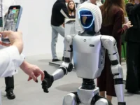 Фестиваль робототехники на ВДНХ: Робостанция и КулибинПро приглашают festival robototehniki na vdnh robostancziya i kulibinpro priglashayut-lavi-su-0