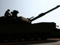 Abrams и Т-14 «Армата» – инновации Ростеха меняют облик танков i t14 armata innovaczii rosteha menyayut oblik tankov-lavi-su-0
