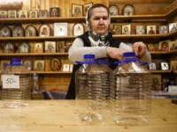 Иеромонах Макарий и Иваново-Вознесенская епархия о святой воде ieromonah makarij i ivanovovoznesenskaya eparhiya o svyatoj vode-lavi-su-0