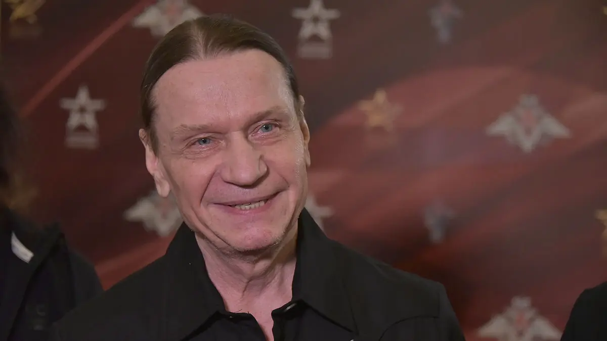 Кипелов продолжил концерт в Белгороде, несмотря на блэкаут после атаки ВСУ