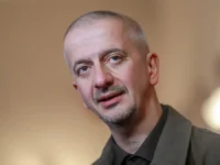 Минкультуры о назначении Константина Богомолова в Школу-студию МХАТ minkultury o naznachenii konstantina bogomolova v shkolustudiyu mhat-lavi-su-0