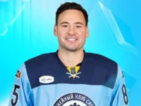 Тэйлор Бек поставил рекорд КХЛ, набрав 7 очков в матче Фонбет tejlor bek postavil rekord khl nabrav 7 ochkov v matche fonbet-lavi-su-0