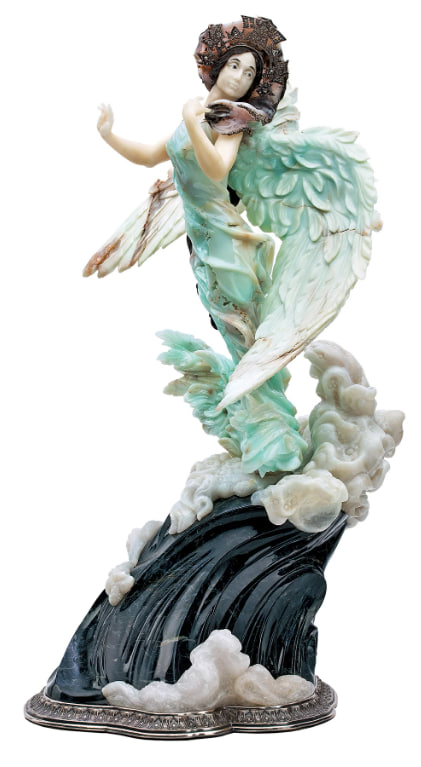 Произведение камнерезного искусства из коллекции фонда