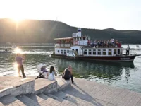 Абрау-Дюрсо, Архыз, Шерегеш — самые дорогие для отдыха в апреле abraudyurso arhyz sheregesh samye dorogie dlya otdyha v aprele-lavi-su-0