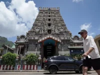 Аэрофлот и Emirates помогут россиянам покинуть Сейшелы aeroflot i pomogut rossiyanam pokinut sejshely-lavi-su-0