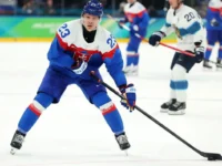 adam lishka iz severstali popal v sbornuyu slovakii na chm po hokkeyu-lavi-su-0