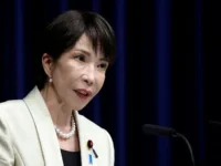 druzhnyj posyl sanae takaiti i trampa k miru s iranom-lavi-su-0