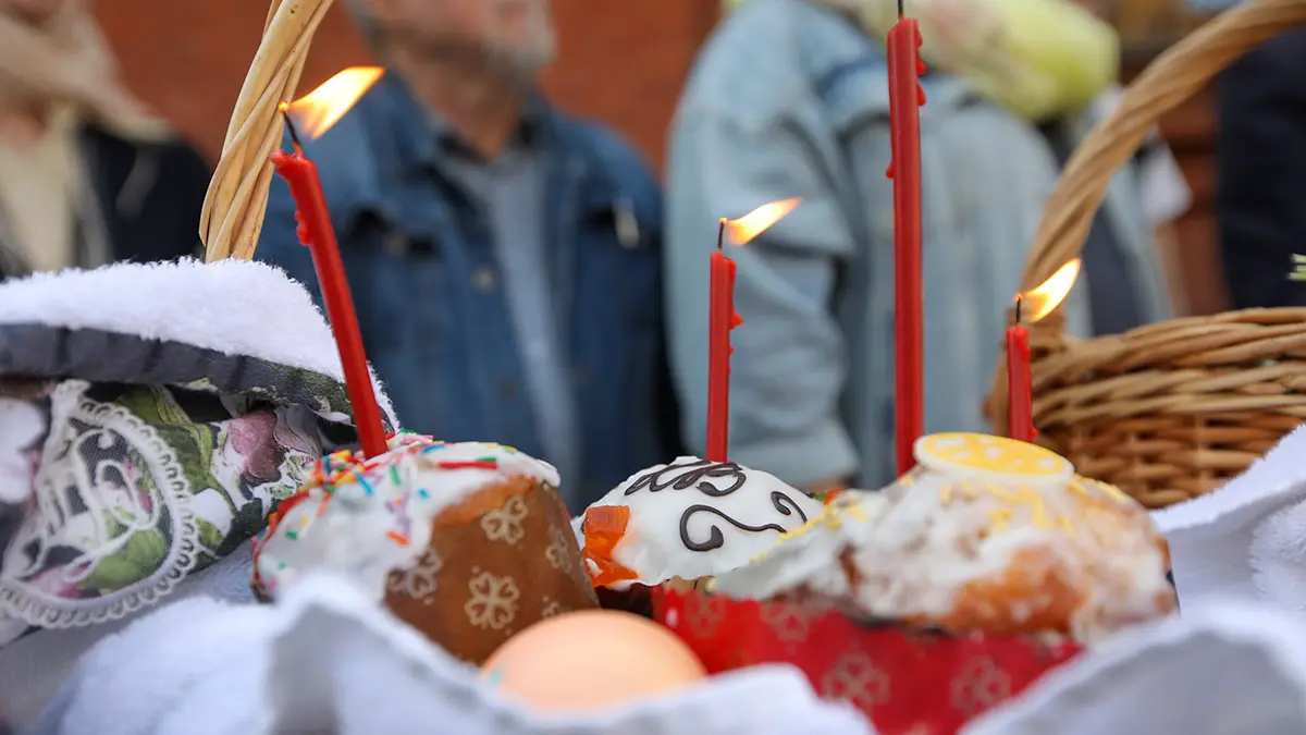 Священник рассказал, какие украшения нельзя использовать на пасхальных яйцах