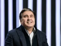 mihail saakashvili politicheskie peremeny v gruzii za reshyotkoj-lavi-su-0