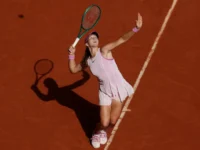mirra andreeva pobedila bassolsriberu i pokoryaet rolan garros-lavi-su-0