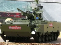 prevoshodstvo 57mm pushki 2a90 kompleksa derivacziyapvo protiv dronov-lavi-su-0