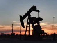 Рост Brent на фоне действий КСИР у Ормузского пролива- перспективы стабилизации rost na fone dejstvij ksir u ormuzskogo proliva perspektivy stabilizaczii-lavi-su-0