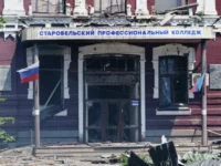 uspeshnaya vypiska studenta maksima ego navestila yana lantratova-lavi-su-0
