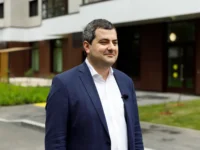 vladislav ovchinskij predstavil programmu maketa moskvy ko dnyu pobedy-lavi-su-0