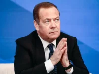 dmitrij medvedev oboznachil czeli armii rossii na ukraine-lavi-su-0