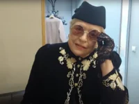 lidiya fedoseevashukshina vstretilas s vnuchkoj annoj posle pereryva-lavi-su-0