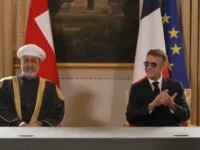 makrony v parizhe prinimayut sultana omana  hejsama ben tarika-lavi-su-0