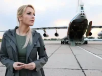 yana lantratova srochno svyazalas s dmitriem lubinczom po plennym-lavi-su-0