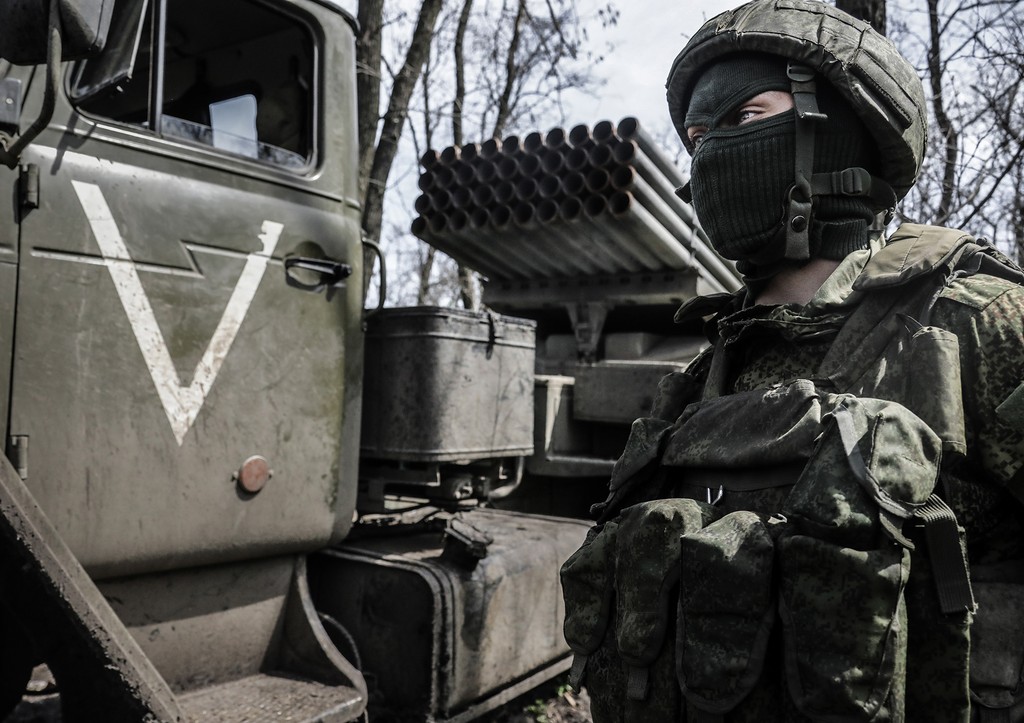 Военнослужащий вооруженных сил Российской Федерации в зоне боевых действий