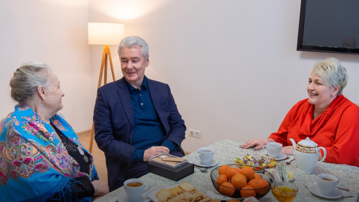 Собянин: Еще 670 жителей Академического района начали переезд по реновации