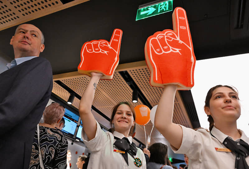 bf9ea6c7-d1c8-4eac-a6ec-9aa3d976f1ca-67e1e9e7