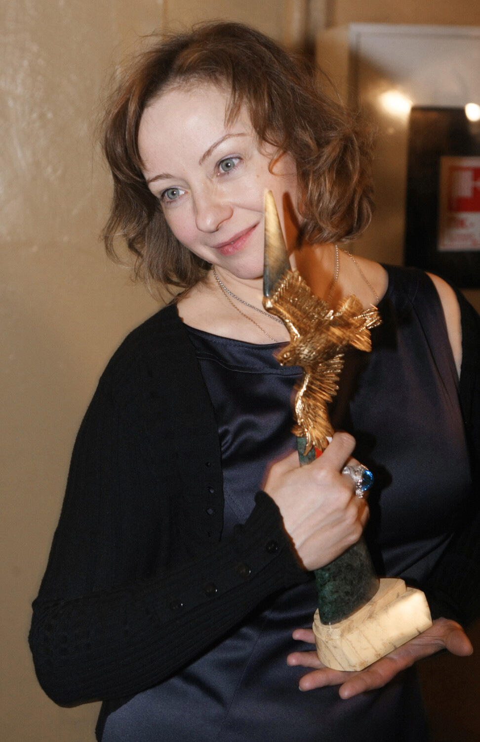 c003ef4e-5721-4ceb-a16f-9ac65343b1cc-67d87170