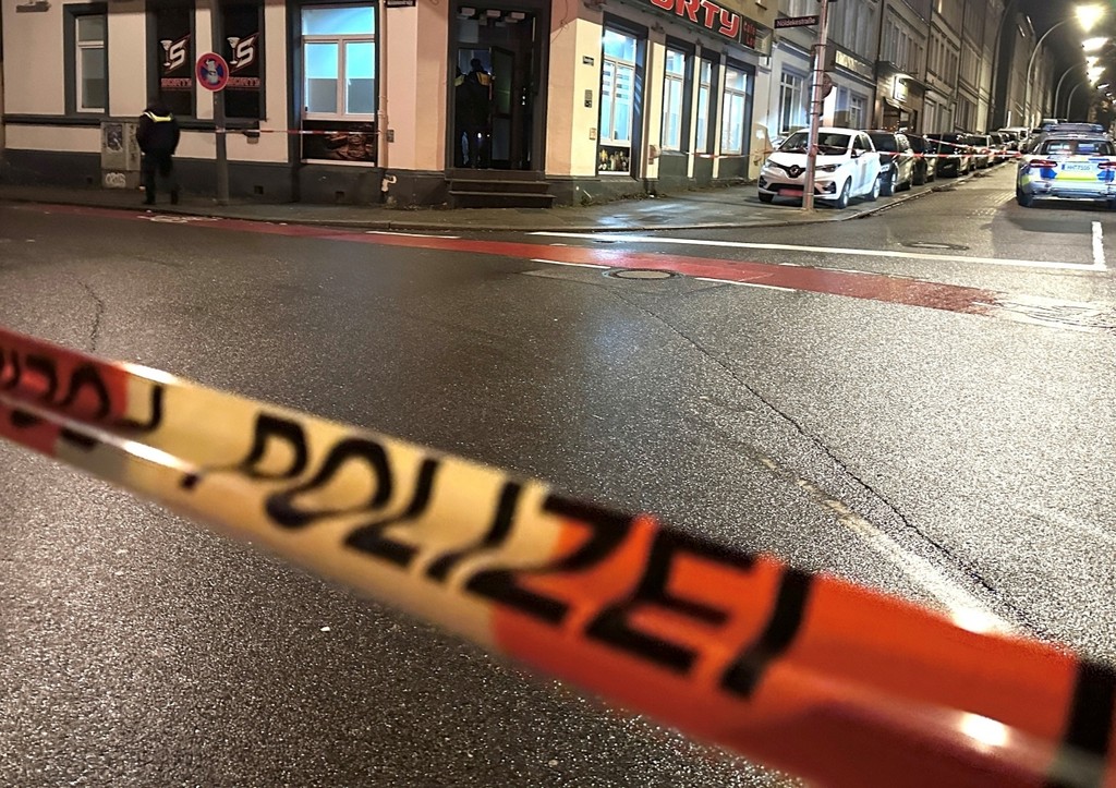 Названа возможная причина стрельбы в кафе в Черногории