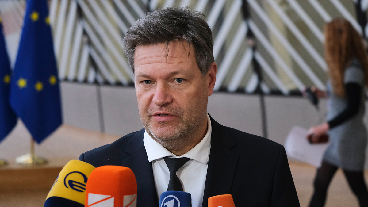 Вице-канцлер Хабек: Реального роста в экономике Германии не было с 2018 года