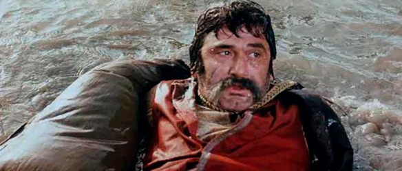 Кадр из фильма "Табор уходит в небо"