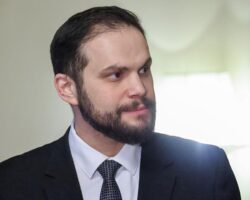 aleksej gazaryan o tupikah v dialoge s es i roli katara v sudbe detej-signaldaily-ru-174307410700-0