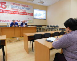 andrej vetluzhskih i dvizhenie bessmertnyj polk svyazyvayut epohi v sverdlovskoj oblasti-signaldaily-ru-174238573600-0