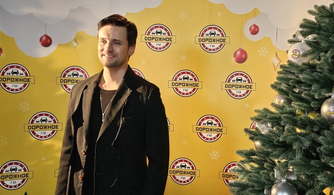 "Бываю дома всего 3-4 дня в месяц": Колдун объяснил разлуку с женой обилием работы