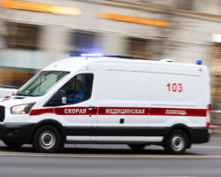 Экстренная госпитализация веб-модели в Петербурге после инцидента с iPhone 13 mini Городские жанры и виды Москвы