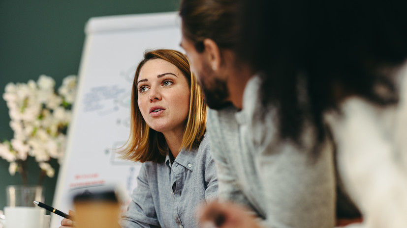 Исследование: 57% россиян используют профессиональный сленг вне работы