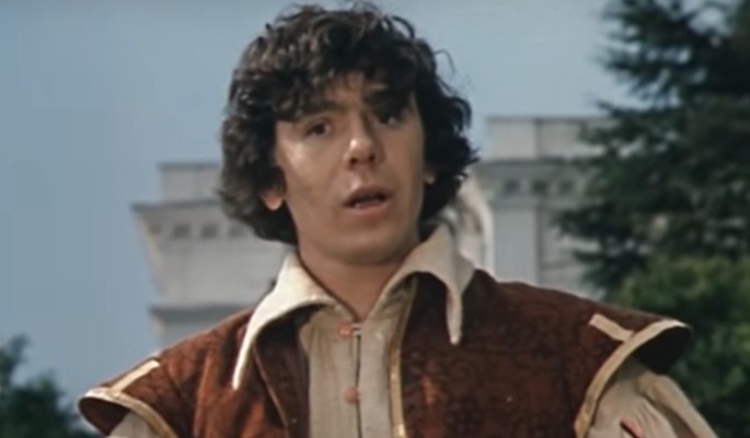 Уехал в США за женой, бросив карьеру, и стал уборщиком: что стало с известным актером Ильичевым